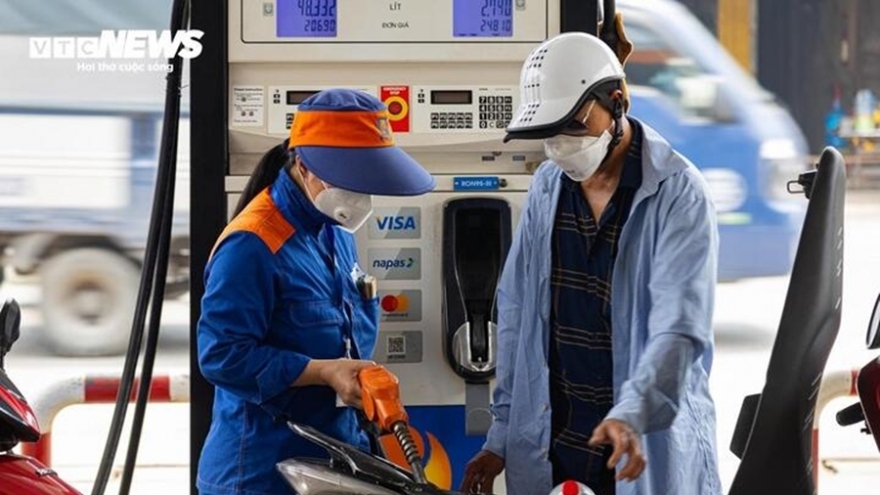 Đề xuất tiếp tục giảm thuế nhập khẩu xăng dầu về 0% đến hết 30/6