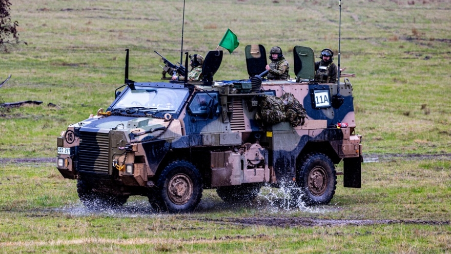 Australia đầu tư 750 triệu AUD sản xuất xe bọc thép Bushmaster