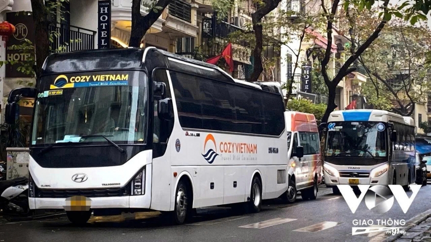 Hà Nội đề xuất cho xe hợp đồng 29 chỗ hoạt động 24/24 giờ