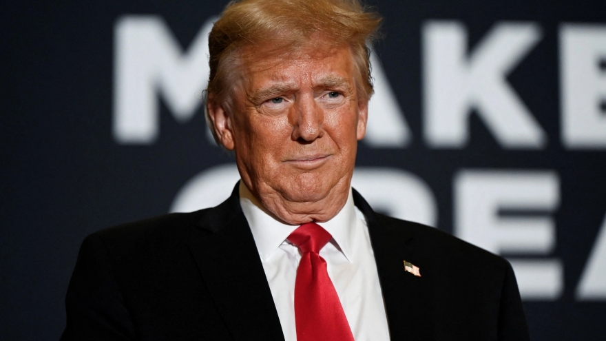 Ông Trump tuyên bố chiến sự có thể kết thúc nếu Iran chấp nhận thỏa thuận