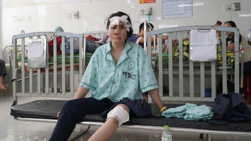 Nạn nhân kể lại phút kinh hoàng lúc xe khách lao xuống vực sâu đèo An Khê, Gia Lai