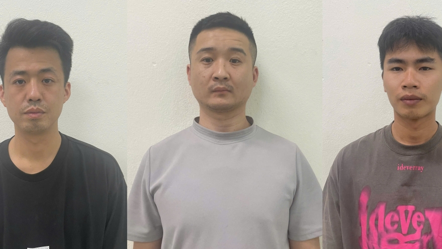 Khởi tố 2 người nước ngoài bắt giữ, đánh đập đồng hương để cướp tài sản