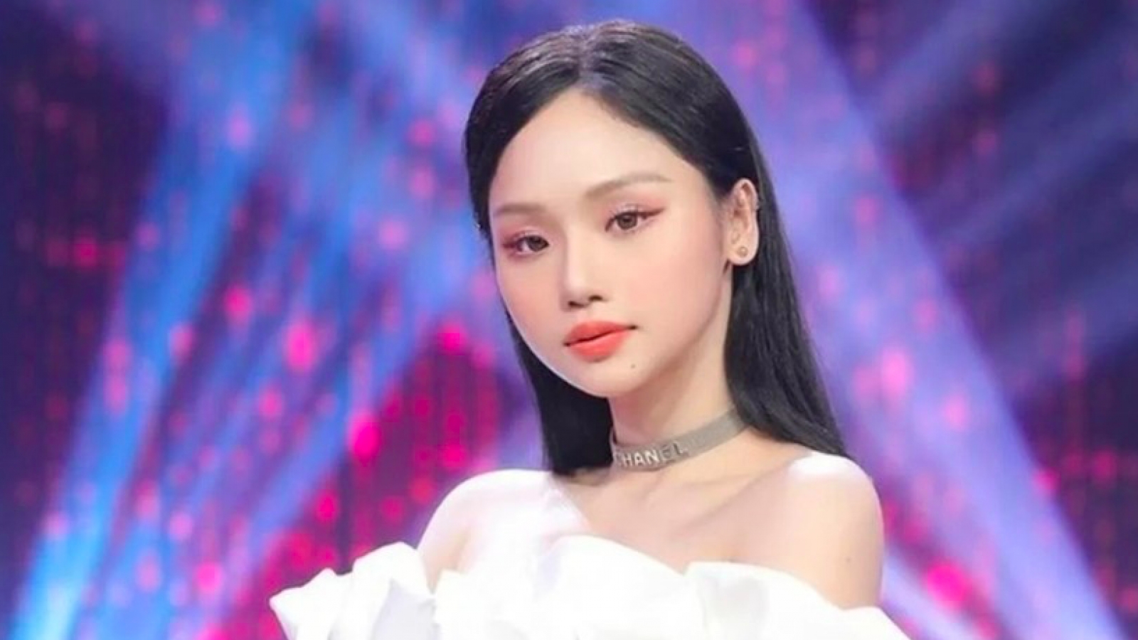 Ca sĩ Miu Lê chấp hành nộp phạt hành chính, quản lý tại địa phương trong 1 năm