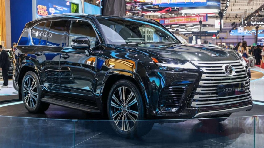 Lexus LX 2026 lộ diện, tiếp tục là “Land Cruiser hạng sang”