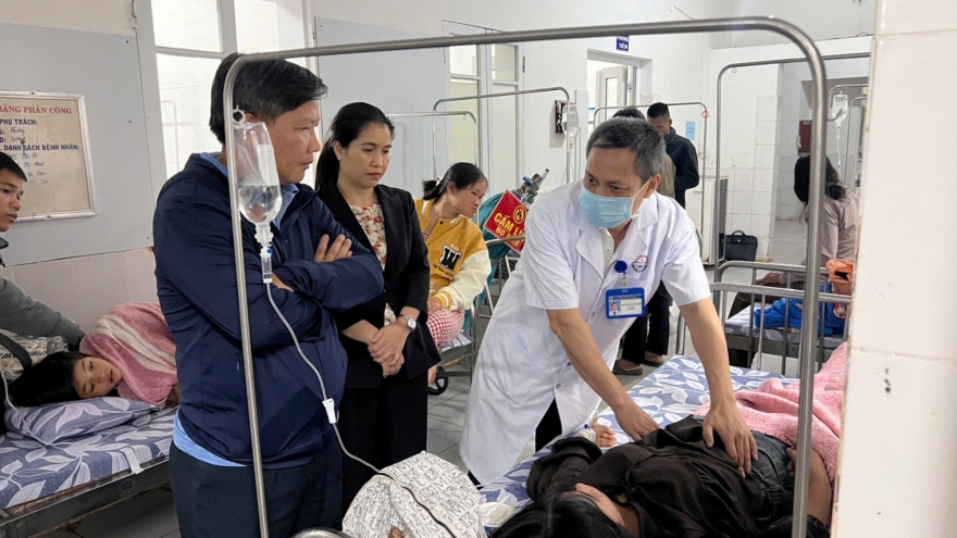 Xét nghiệm mẫu thực phẩm, làm rõ nguyên nhân vụ ngộ độc tại tỉnh Quảng Trị