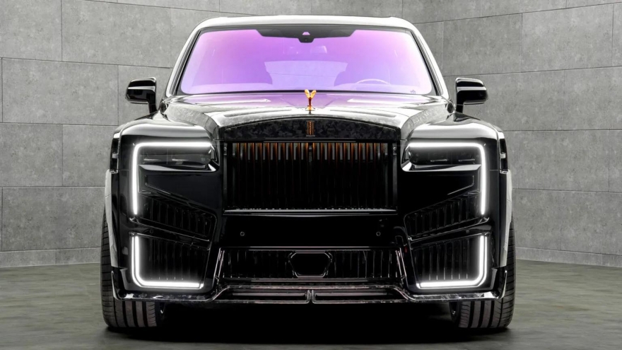 Rolls-Royce Cullinan “lột xác” với bản độ Mansory Emperor Signature