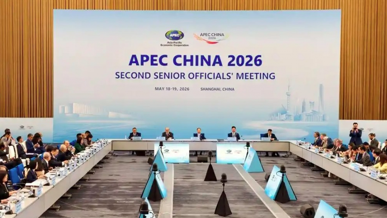 Hội nghị quan chức cấp cao APEC lần 2 tổ chức tại Thượng Hải
