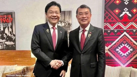 Vietnamese PM meets leaders of Singapore, Thailand, Indonesia
