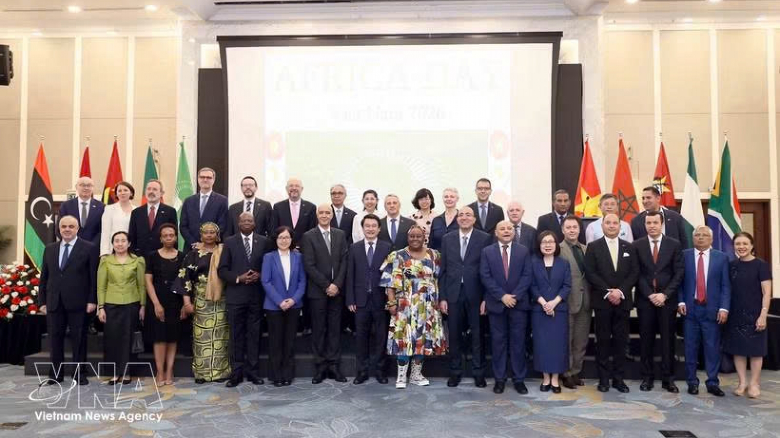 Vietnam seeks deeper cooperation with African countries