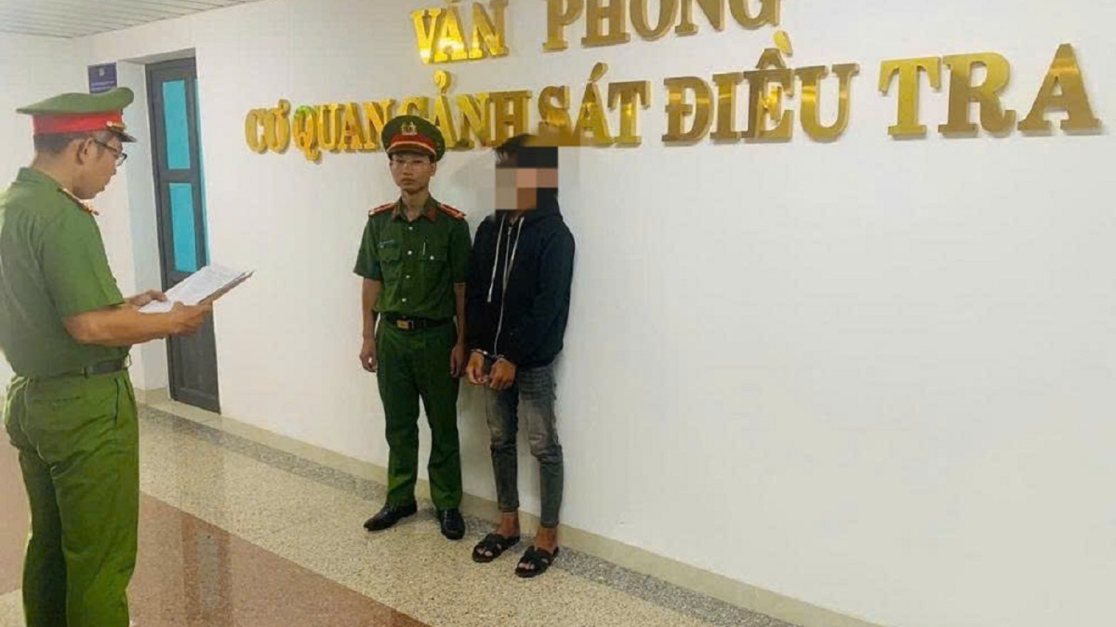 Tạm giam đối tượng giao cấu với người dưới 16 tuổi khiến nạn nhân mang thai