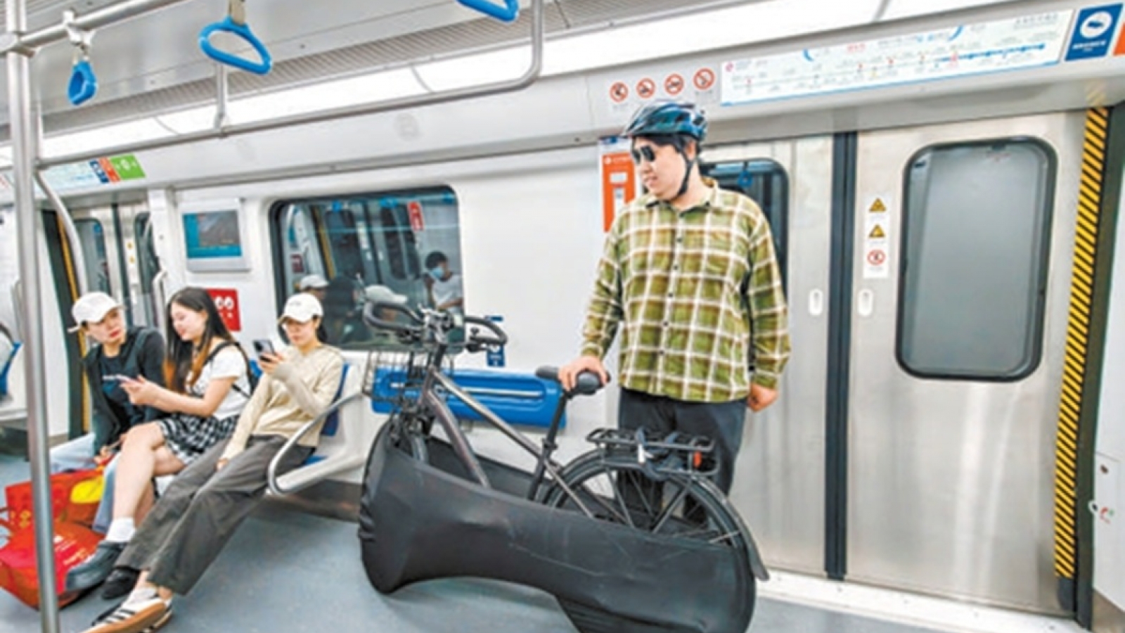 Bắc Kinh (Trung Quốc) thí điểm đưa xe đạp vào tàu điện ngầm