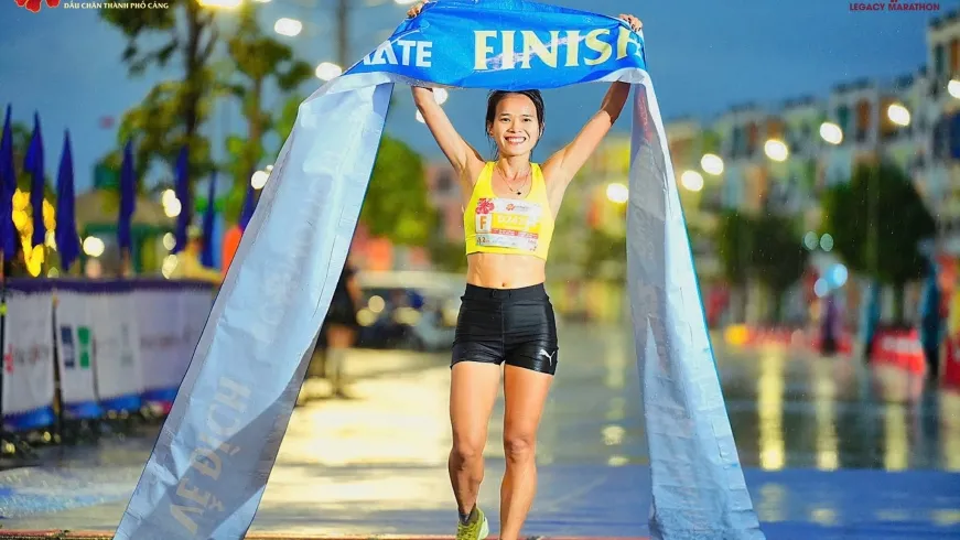 Phạm Thị Hồng Lệ lên ngôi tại giải chạy Hải Phòng Legacy Marathon 2026