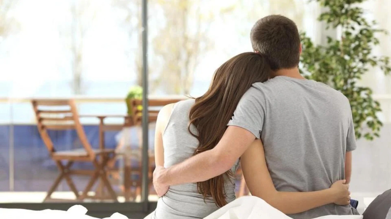 Quan hệ tình dục nhiều có làm thận yếu, nhanh hỏng?