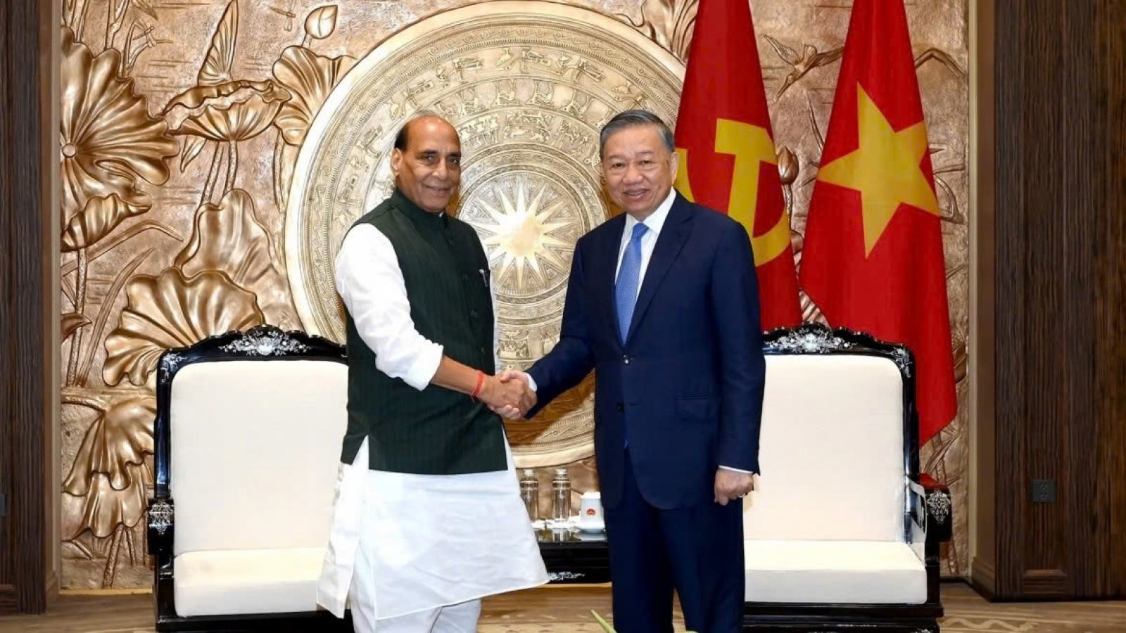 Vietnam and India expand strategic cooperation in new development phase