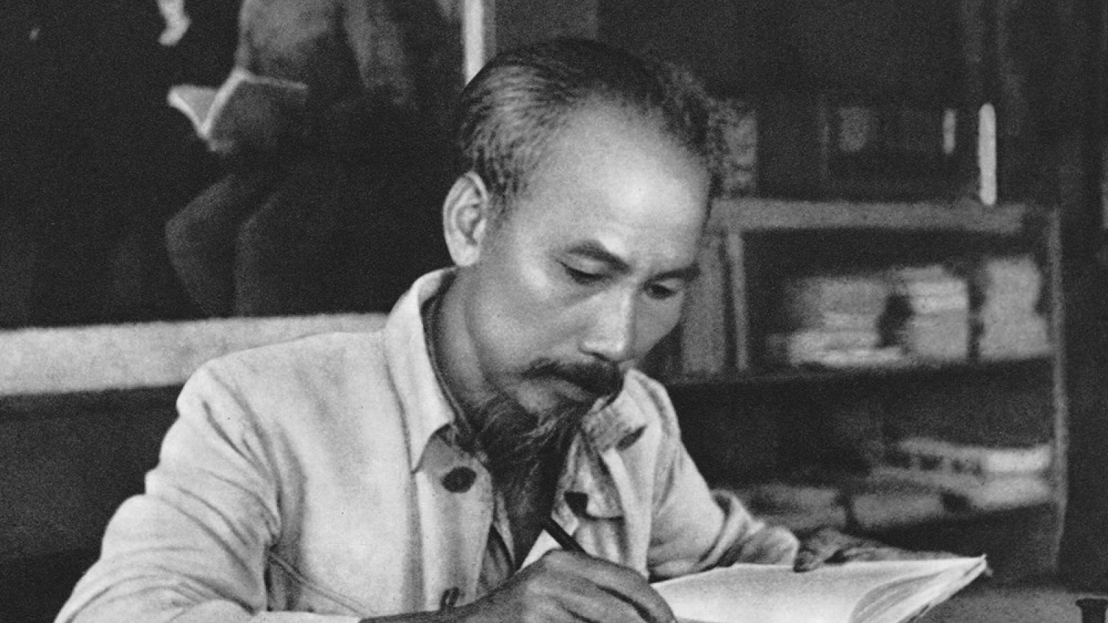 Activities at Village for Ethnic Culture honour President Ho Chi Minh