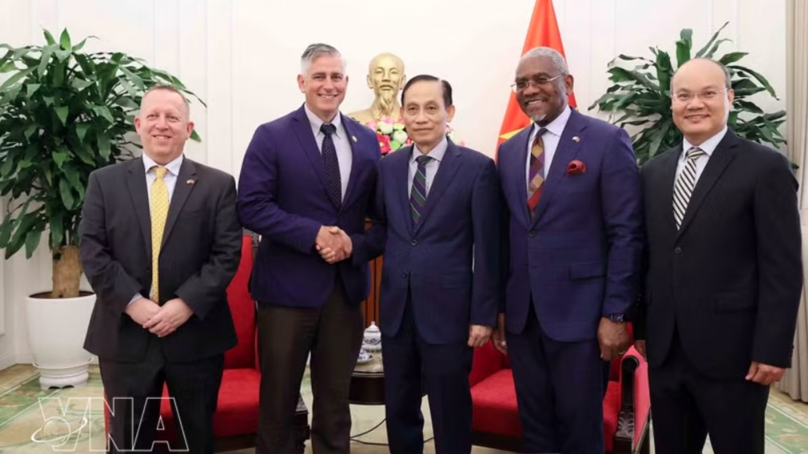 Foreign Minister lauds US Congress's role in bilateral relations