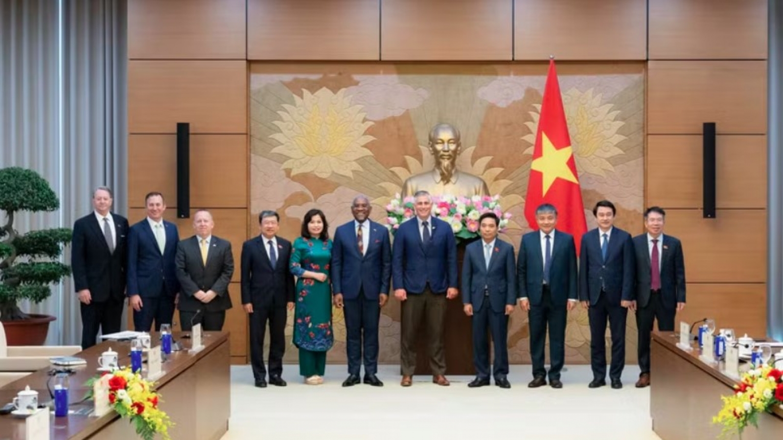 Vietnam, US foster deeper, more substantive legislative ties