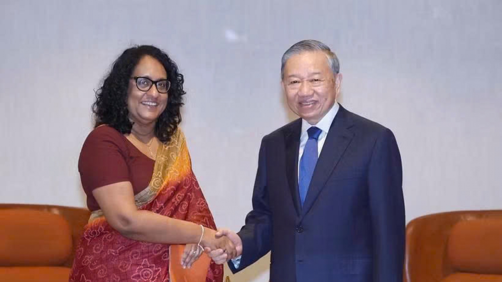 Top Vietnamese leader meets with Sri Lankan PM in Colombo
