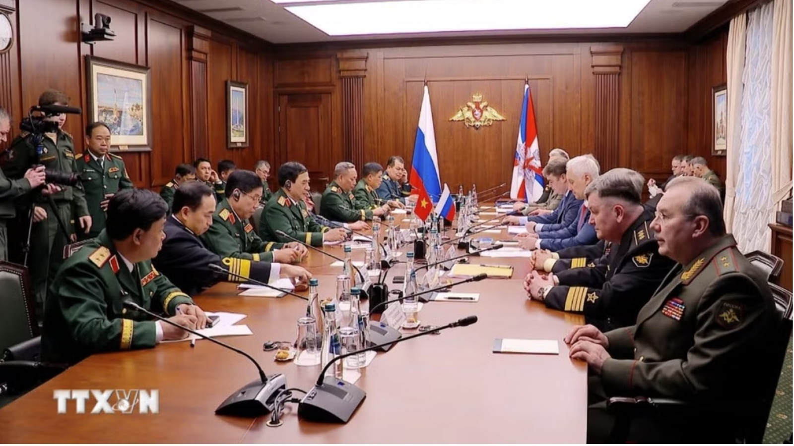 Vietnam, Russia agree to deepen defence cooperation