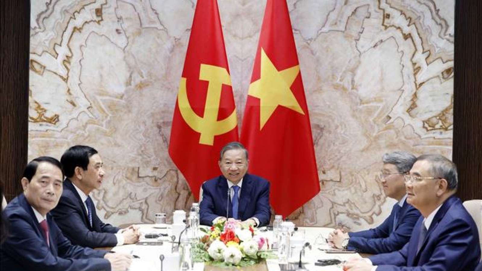 Tổng Bí thư, Chủ tịch nước Tô Lâm điện đàm trực tuyến với Tổng thống Thụy Sĩ