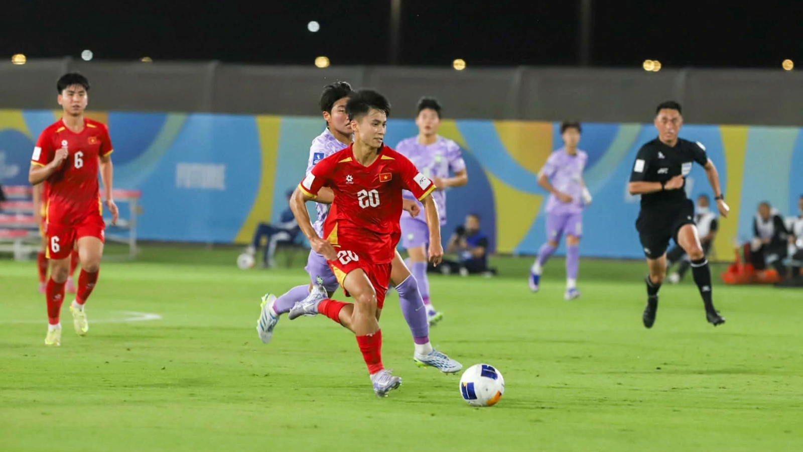 Vietnam fall to RoK, still hold AFC U17 Asian Cup quarter-final hopes
