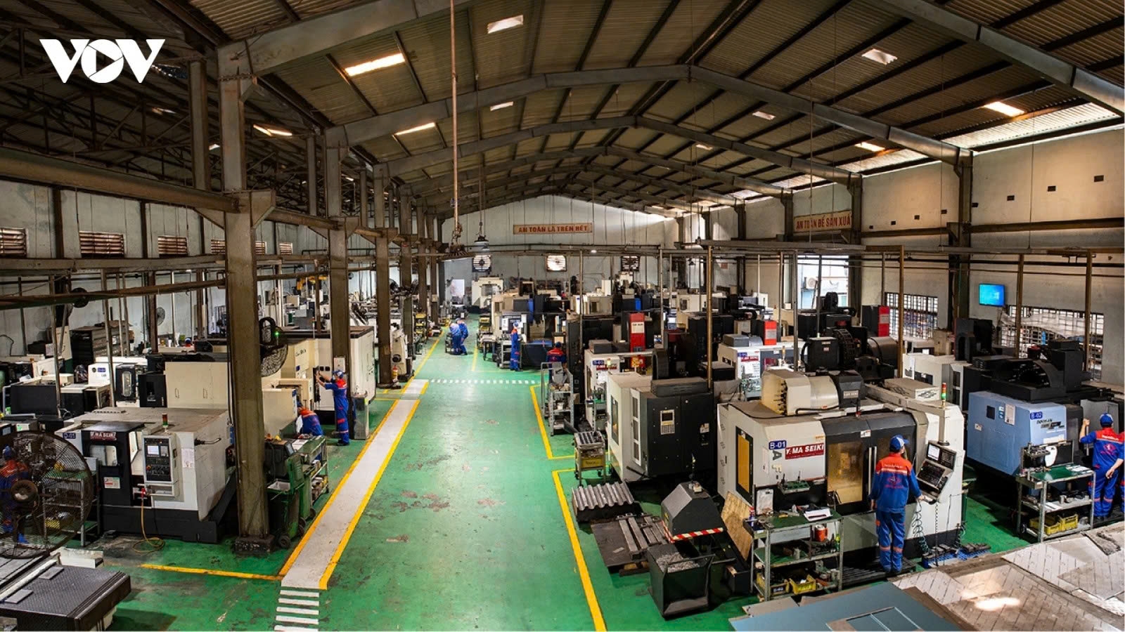 Long-term programme unveiled to strengthen supporting industries and supply chains