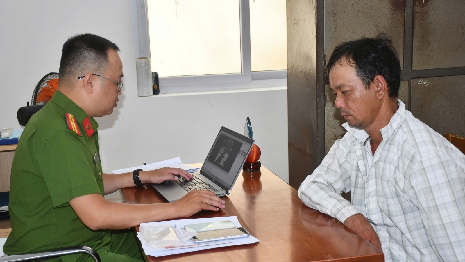 Khởi tố đối tượng dùng dao cướp tài sản tại khách sạn ở Đà Nẵng