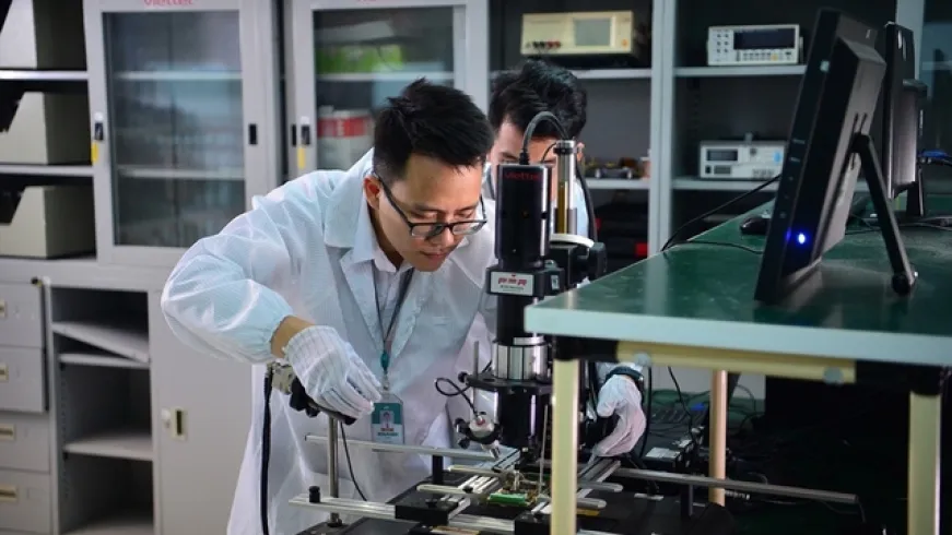 Đột phá phát triển công nghệ chiến lược và sản phẩm công nghệ chiến lược