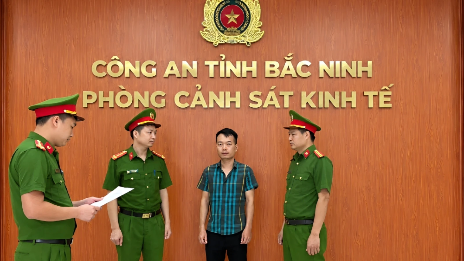 Bắc Ninh khởi tố 2 bị can "phù phép" hồ sơ mua nhà ở xã hội