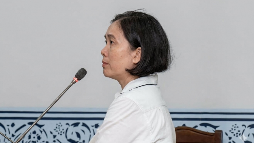 Lãnh 15 năm tù vì dùng sổ đỏ giả để lừa đảo