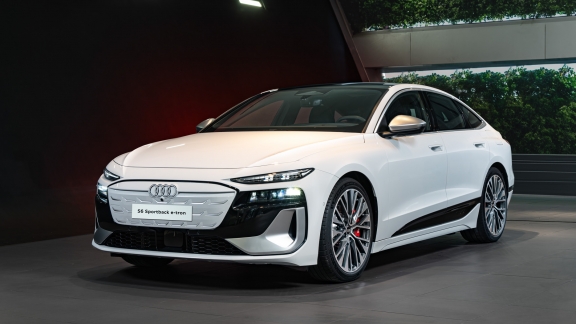 Khám phá Audi S6 Sportback e-tron thuần điện giá từ 4,199 tỷ đồng tại Việt Nam