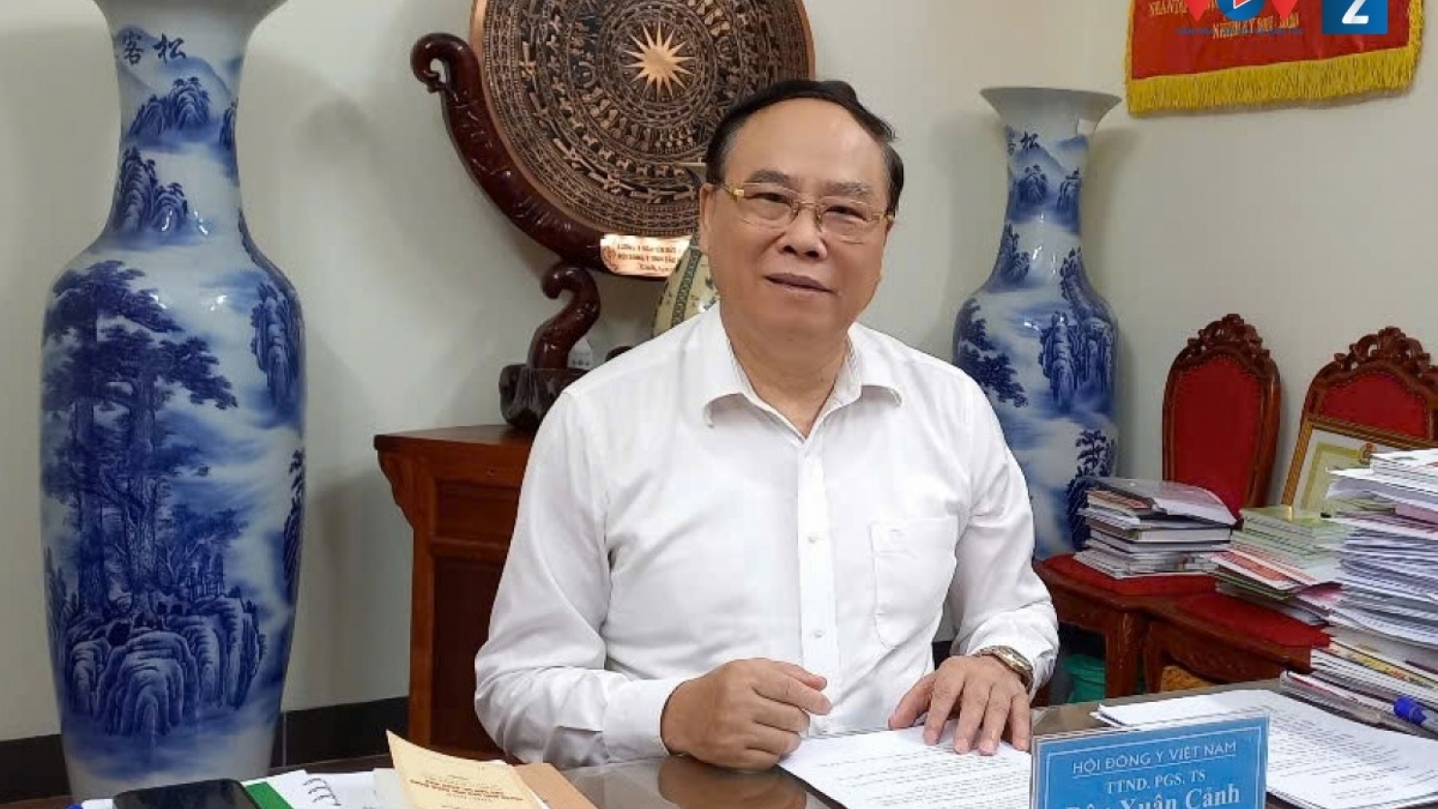 Suýt hỏng gan vì mua thuốc đông y theo quảng cáo trên mạng xã hội