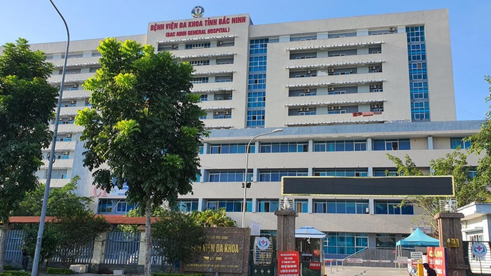 Xác minh vụ thu phí gửi xe “cao bất thường” tại Bệnh viện Đa khoa Bắc Ninh