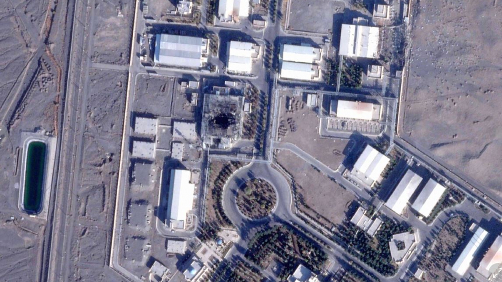 Mỹ siết điều kiện với Iran: Chưa xử lý uranium, chưa gỡ trừng phạt