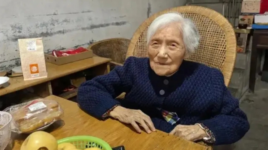 Bí quyết "3 không" để minh mẫn, da dẻ rạng rỡ của cụ bà 106 tuổi