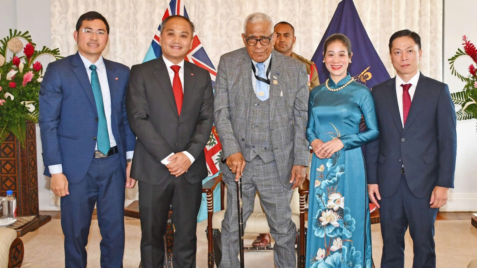 Đại sứ Phan Minh Giang trình Thư ủy nhiệm lên Tổng thống Cộng hòa Fiji