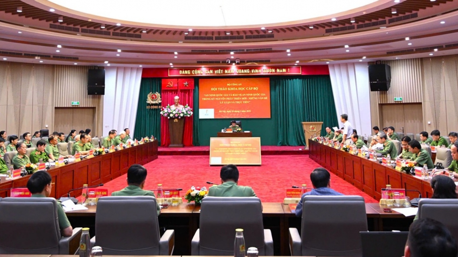Đại tướng Lương Tam Quang chủ trì hội thảo về an ninh quốc gia trong kỷ nguyên mới