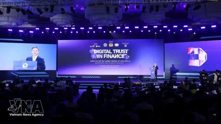 Forum discusses digital trust in finance during AI era