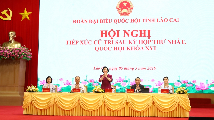 Phó Thủ tướng Phạm Thị Thanh Trà tiếp xúc cử tri tỉnh Lào Cai