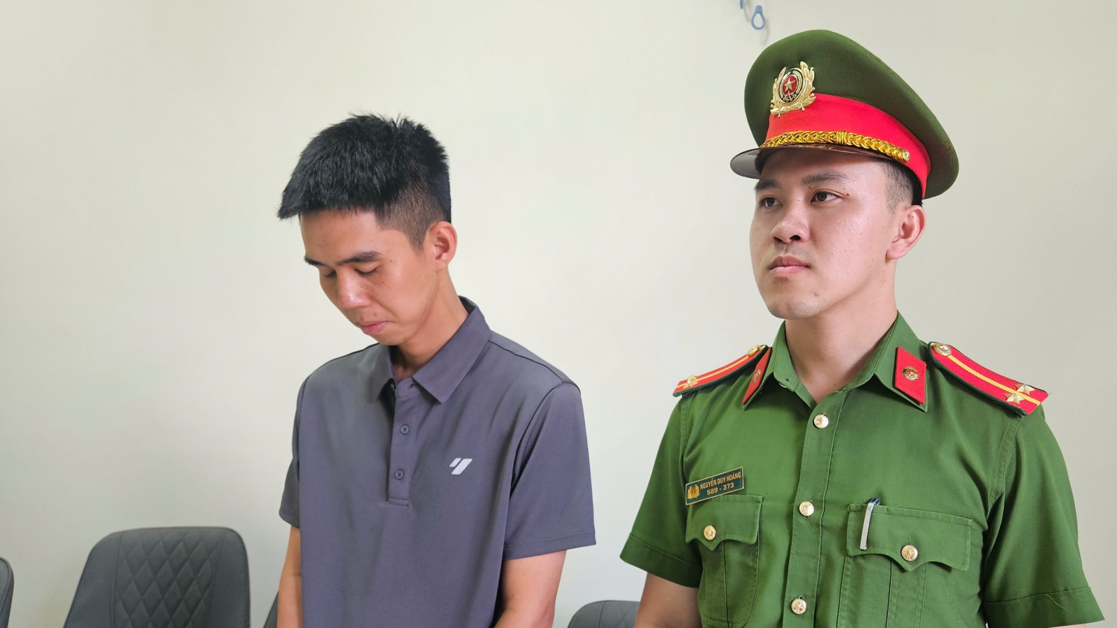 Khởi tố đối tượng mạo danh cán bộ tài nguyên đi lừa đảo người dân