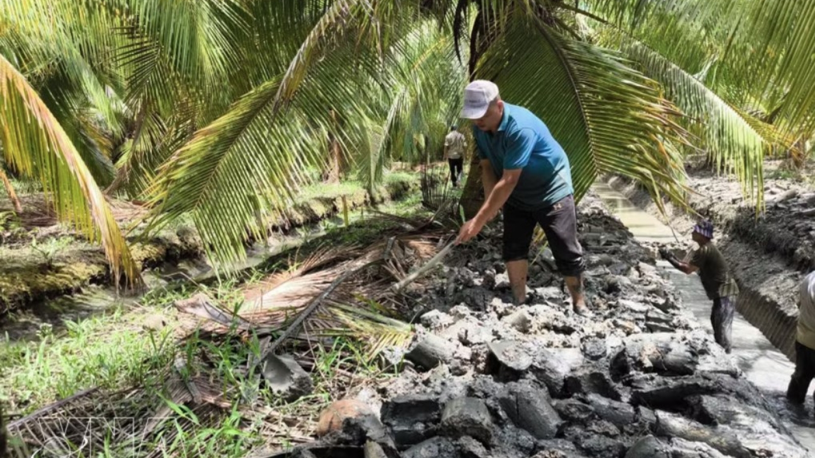 More than 7,700 farmers trained in climate risk financial management