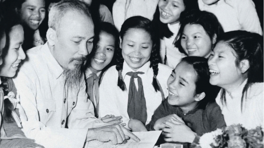 Xúc động câu chuyện phía sau ca khúc “Lời Bác dặn trước lúc đi xa”