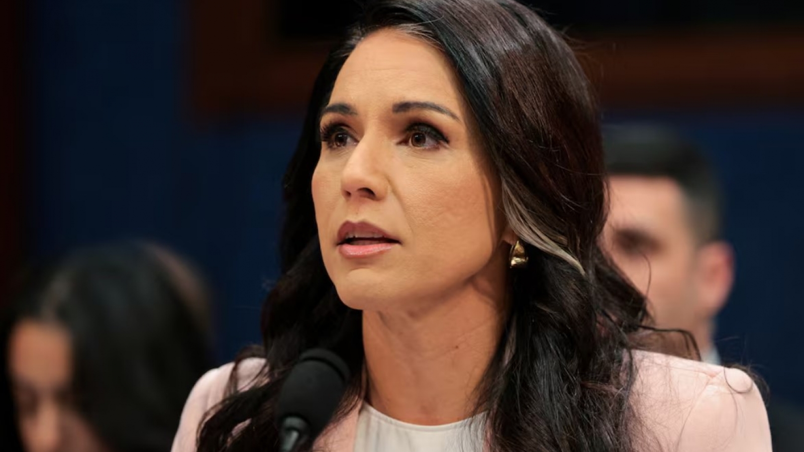 Giám đốc Tình báo Quốc gia Mỹ Tulsi Gabbard từ chức