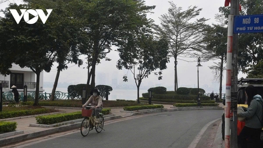 Thời tiết ngày 2/5: Hà Nội sáng có mưa dông, trưa chiều hửng nắng