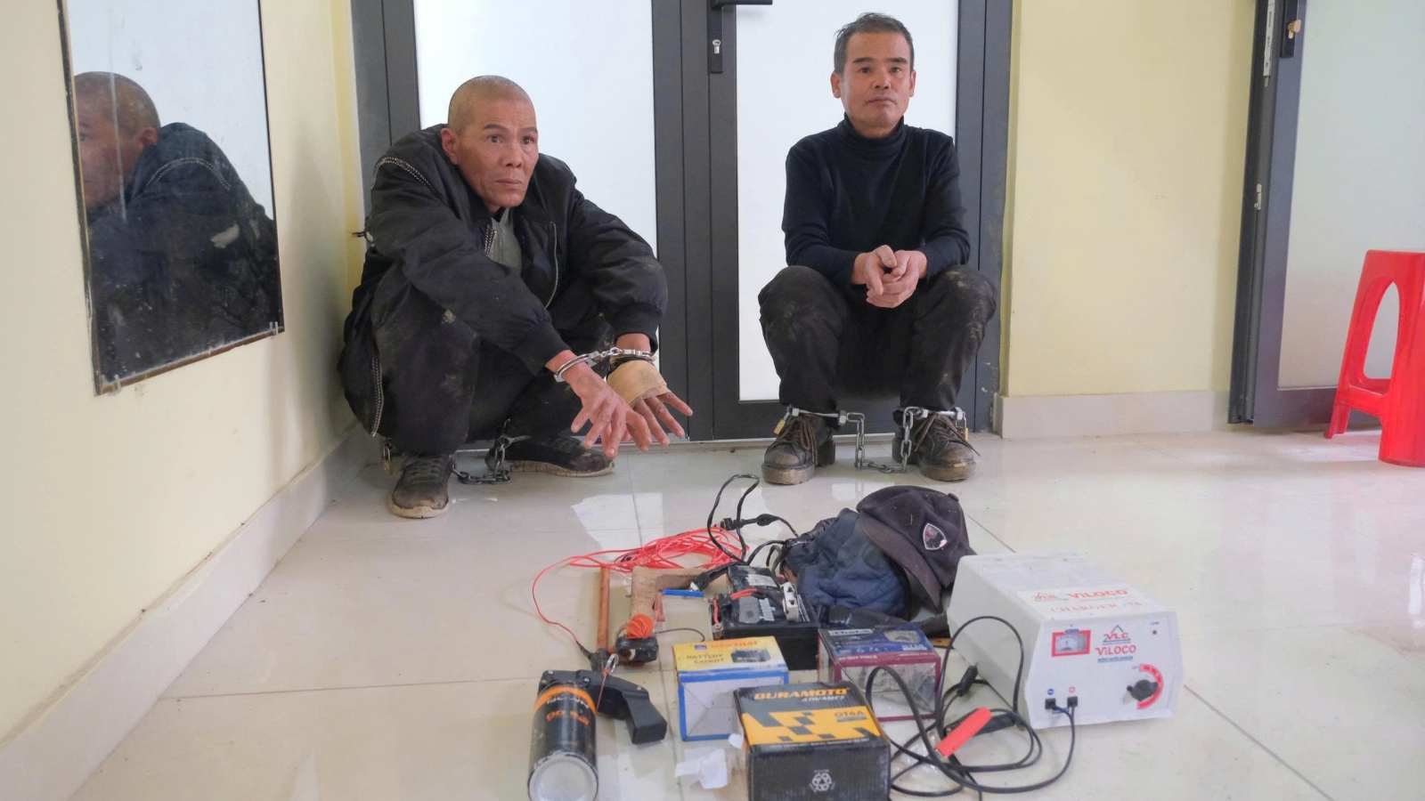 Phó trưởng Công an phường bị thương nặng khi truy bắt nhóm bắt trộm chó, mèo