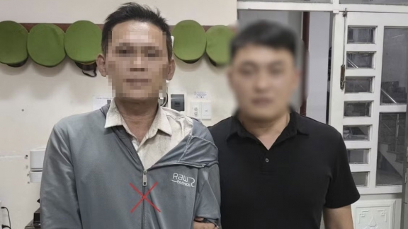Con rể dùng dao tấn công mẹ vợ và vợ rồi bỏ trốn