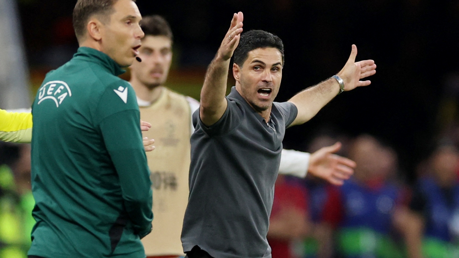 HLV Mikel Arteta nói gì sau thất bại trước PSG ở chung kết Cúp C1 châu Âu?