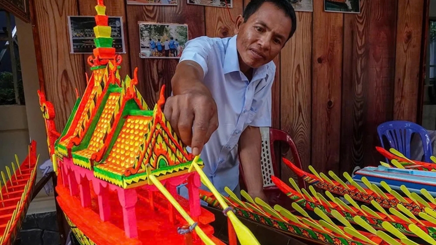 Hồn ghe ngo và hành trình giữ lửa của dòng họ 4 đời ở miền Tây