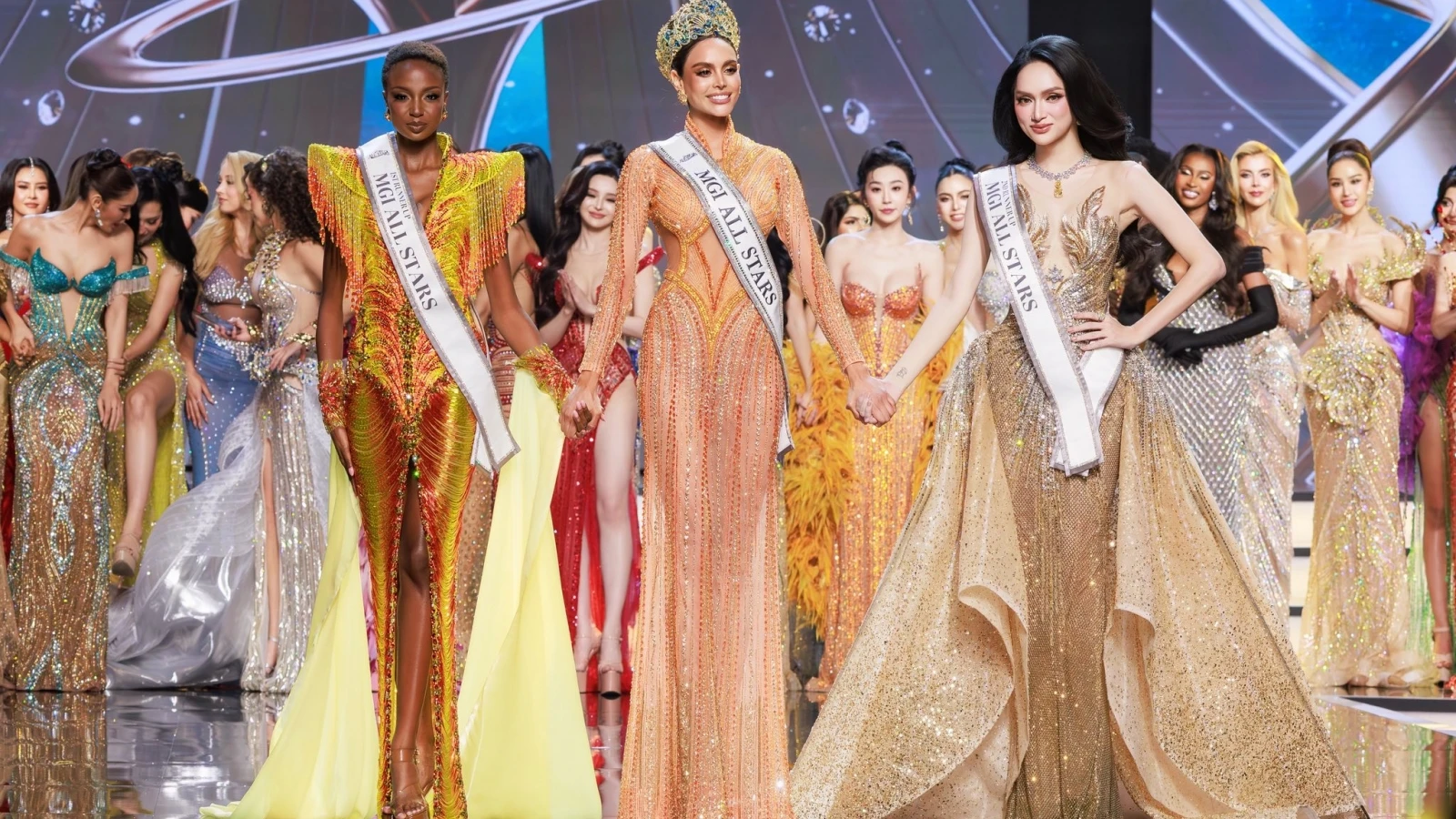 Sao Việt 31/5: Hương Giang chiếm spotlight với ngôi vị Á hậu 2 MGI All Stars