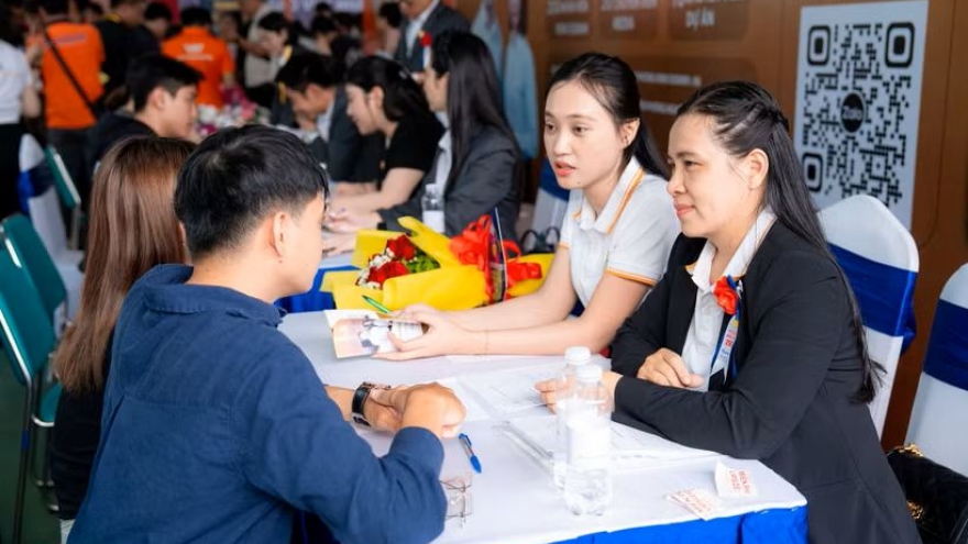 Nearly 200 technology firms join HUTECH Job Fair 2026